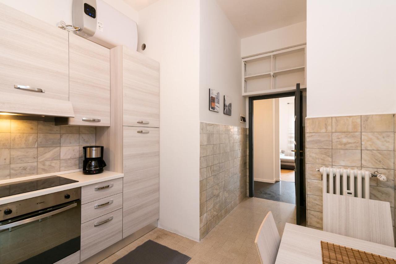 Vittoria 1 Apartment Milan Luaran gambar
