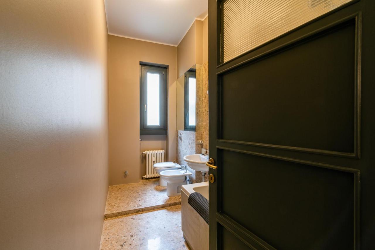 Vittoria 1 Apartment Milan Luaran gambar