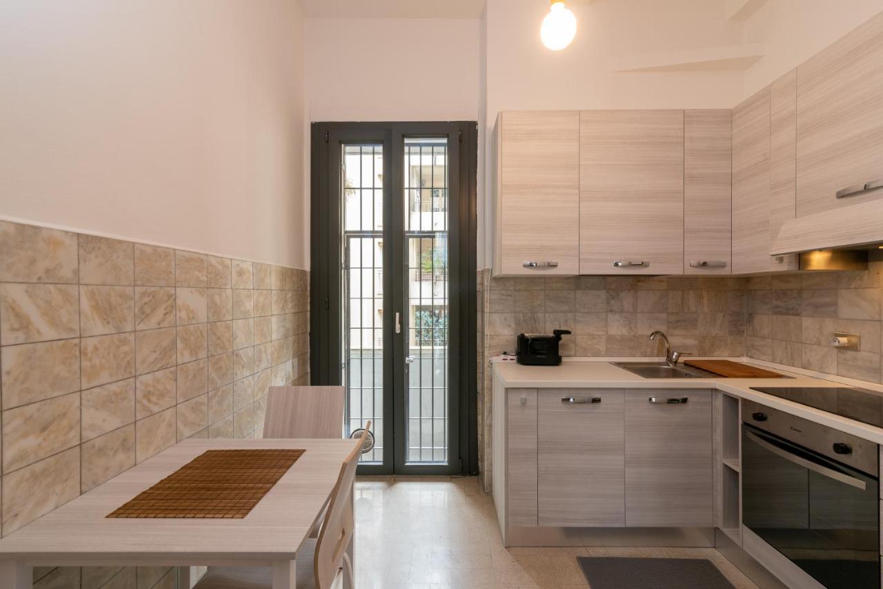 Vittoria 1 Apartment Milan Luaran gambar